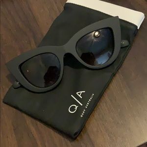 Quay matte black cat eye glasses
